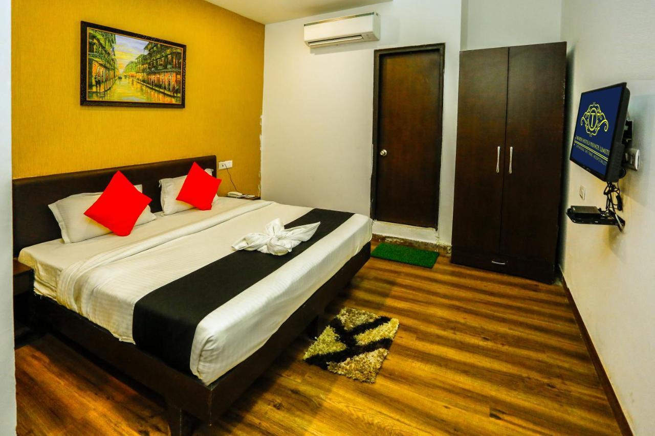 Airport Hotel Tashree Neu-Delhi Exterior foto