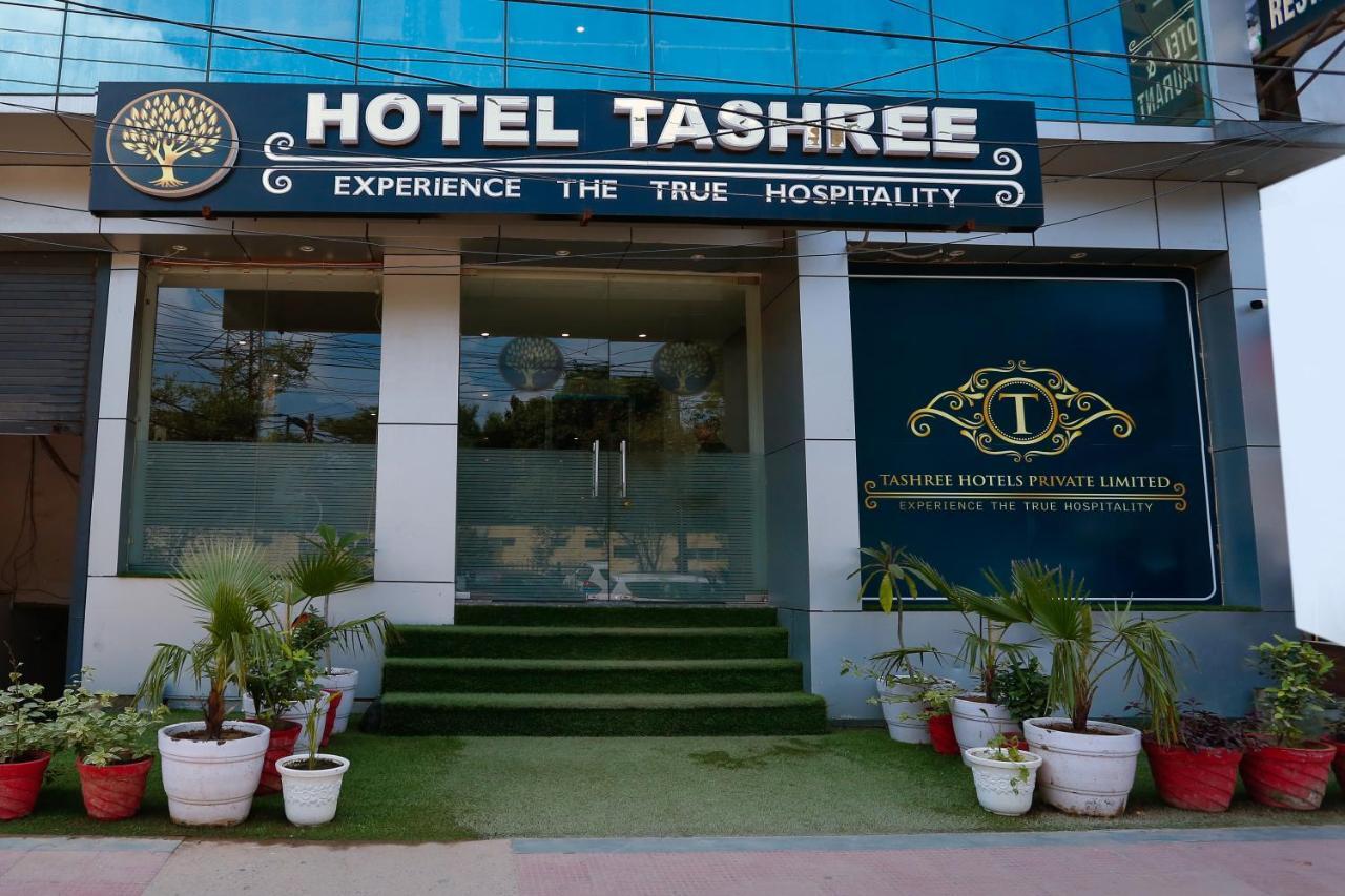 Airport Hotel Tashree Neu-Delhi Exterior foto